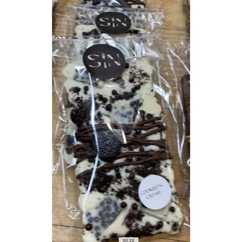 Cookies and Cream Chocolate Bar