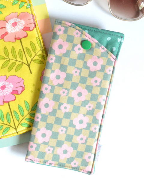 Green Checker Floral Glasses Case - 1