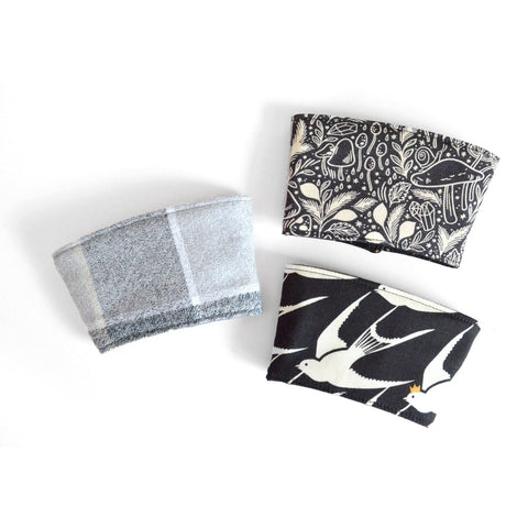 Black & White Bird Coffee Sleeve