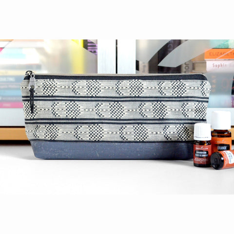 Black & White Woven Large Essential Oil Bag